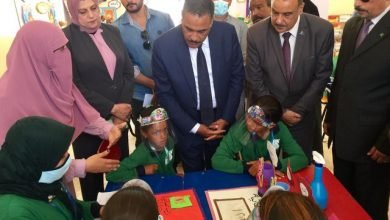 محافظ مطروح يتفقد مدرسة أولاد هيوب: مصر الخير أنشأت 98 مدرسة بالصحراء