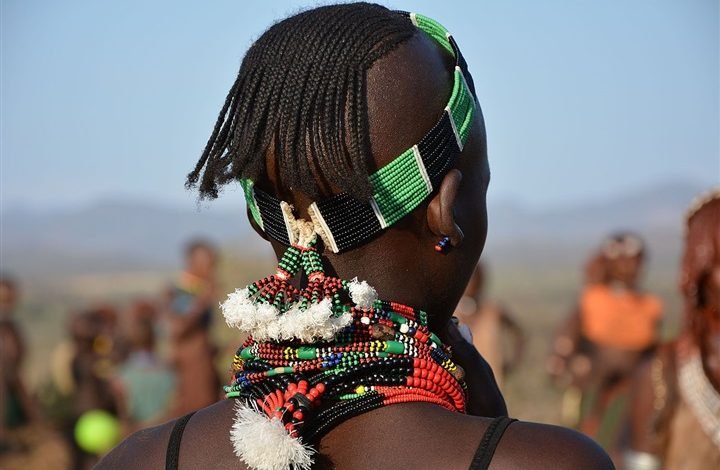 أغرب القبائل الإفريقية.. شعب "سوكو" يقدمون الهدايا للموتى