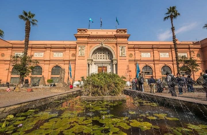 المتحف المصري بالقاهرة بين الماضي والحاضر (صور)