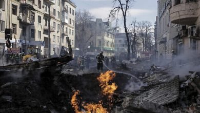 الحرب الروسية.. حكايات المدنيين في أوكرانيا من تحت القصف والحصار