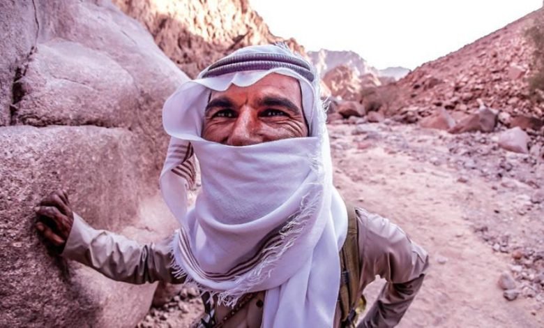 "درب سيناء" خليط من السحر والطبيعة.. عندما يراهن البدو على وجهة للمشي في مصر
