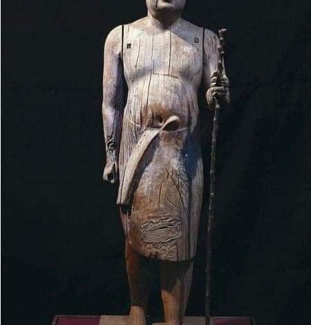 باحثة في الآثار تكشف لـ "صوت القبائل" سر اتجاه المصري القديم إلى نحت التماثيل الخشبية