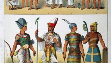 تدل على الطبقة الاجتماعية.. تطور صناعة الملابس في مصر القديمة
