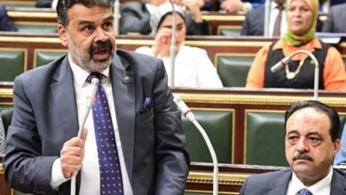 النائب مجدي الوليلي يطالب بوقف التطبيع مع إسرائيل ويحذر من محاولات تصفية القضية الفلسطينية. كتبت هدي العيسوي أكد النائب مجدي الوليلي الأمين العام لحزب الشعب الجمهوري بالإسكندرية على أهمية مواصلة بذل أقصى الجهود وتوحيدها على كافة الأصعدة الأقليمية والدولية ت