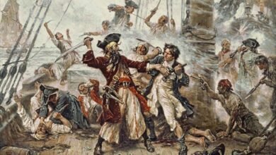 الفينيقيون واليونان والعرب: تاريخ القرصنة منذ القرن الثاني عشر قبل الميلاد