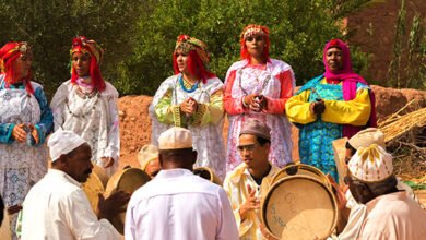 بينها الحمام المغربي.. تعرف على عادات وتقاليد أهل المغرب