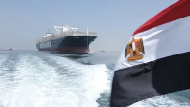 فوضى البحر الأحمر تترك مصر في مواجهة تضاؤل إيرادات قناة السويس