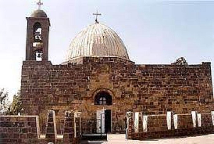 كنيسة القديس جاورجيوس: لمعان التاريخ في سماء لبنان