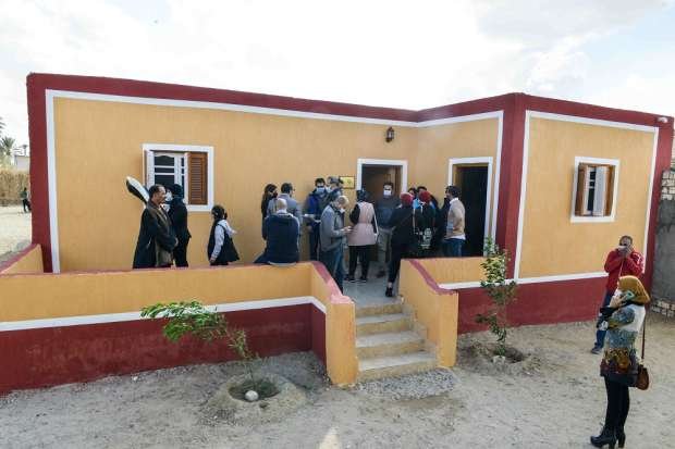 رية السَدح هي قرية صغيرة تقع في محافظة الفيوم بمصر، على بعد حوالي 30 كيلومترًا من مدينة الفيوم. تقع القرية في منطقة صحراوية، وتحيط بها الجبال من كل جانب.