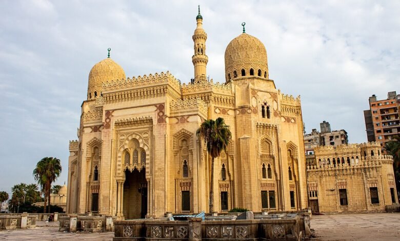 مسجد المرسي أبو العباس: الحقيقة المؤلمة وراء الترميم الفاشل