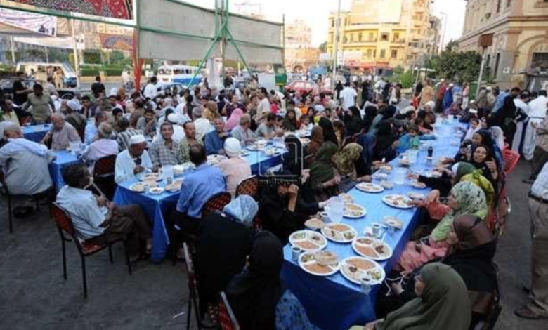 رمضان: شهر الروحانية والتقاليد العريقة.. رحلة عبر موائد الإفطار والسحور في العالم الإسلامي