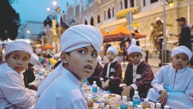رمضان في البلاد العربية: تقاليد تُنير القلوب وتجمع الشمل
