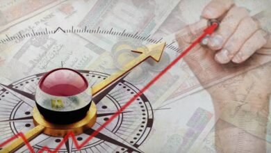 ما السبب وراء قيام صندوق النقد بخفض توقعاته لنمو الاقتصاد في مصر؟.. خبراء يجيبون