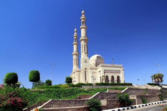 مسجد الطابية في أسوان: جوهرة معمارية تحكي تاريخ المدينة