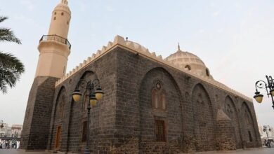مسجد الغمامة: موضع صلاة النبي ومعلم تاريخي في قلب المدينة المنورة