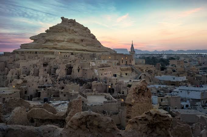 قلعة شالي في سيوة: قلعة الطين والملح التي قاومت قرونًا