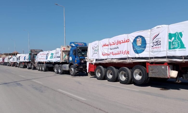 166 شاحنة أمل.. مصر تنقذ غزة في ظل إغلاق المعابر وغياب الحلول