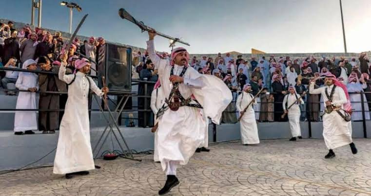 الفلكلور في الخليج: كيف تحافظ الرواية الشفهية على الموروث الشعبي؟