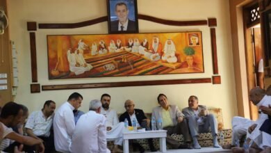 محافظ شمال سيناء يقدم واجب العزاء لأسرة حكيم سيناء الشيخ يحيى الغول