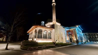 جامع أدهم بك