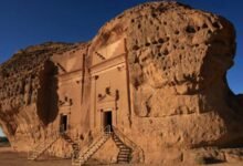 موقع مدائن صالح.. بوابة التاريخ العربي في قلب الصحراء السعودية