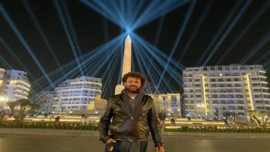 مازن المتجول.. مخرج الإبهار وراء افتتاح المتحف المصري الكبير 2025