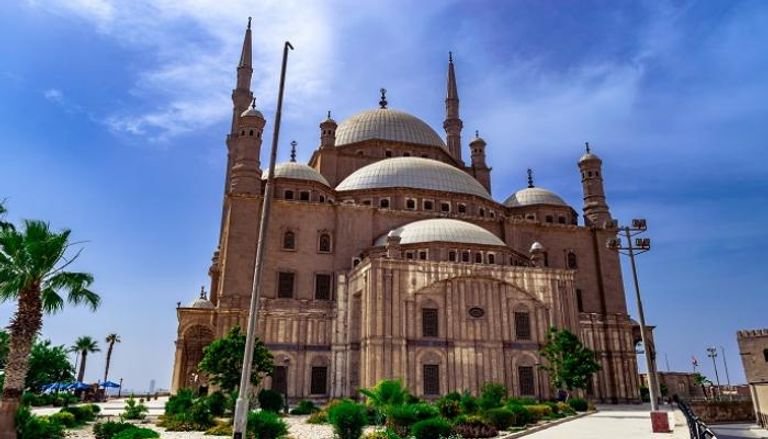 قلعة صلاح الدين الأيوبي.. حصن التاريخ الذي صمد في وجه الزمن