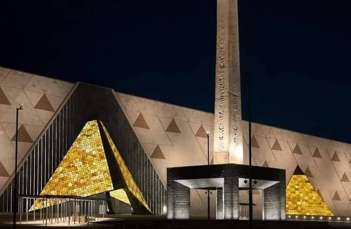 مصر تحتفل في كل المحافظات شاشات عملاقة تنقل لحظة افتتاح المتحف المصري الكبير