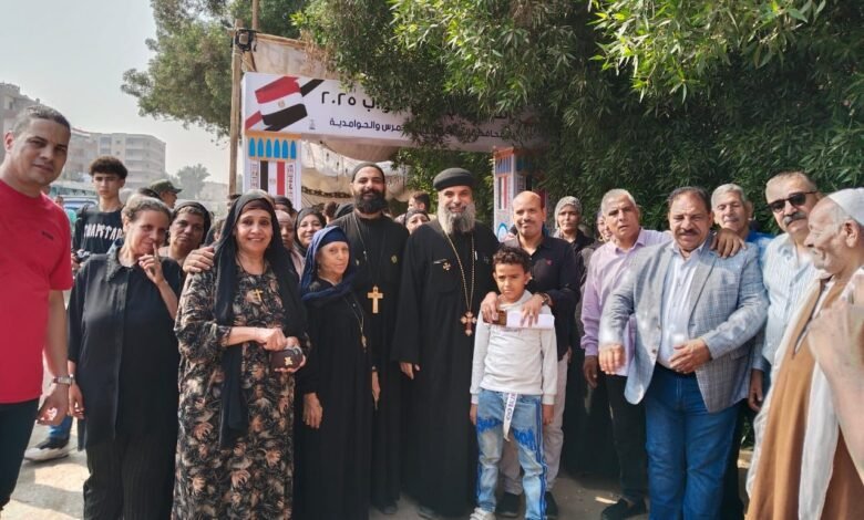 أبونمرس تضرب أروع الأمثلة في الوحدة الوطنية.. مسلمون ومسيحيون يدًا بيد من أجل مستقبل أفضل