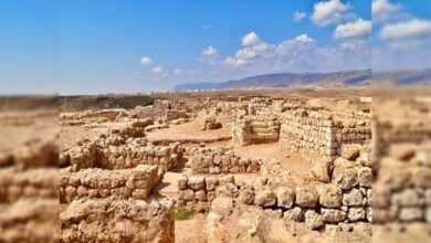 مدينة سمهرم الأثرية.. بوابة اللبان في عمان