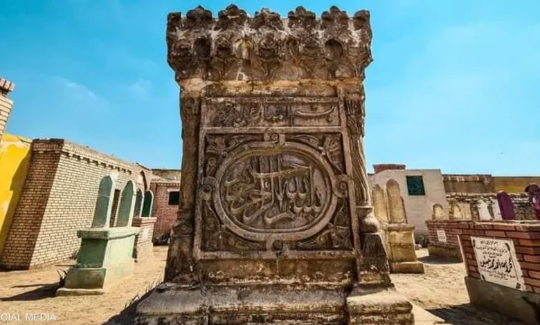 مقبرة الخالدين