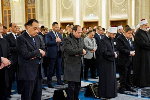 مسجد العزيز الحكيم