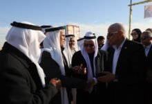 محافظ شمال سيناء يستقبل وفد مؤسسة الجارحي ويفتتح محطة تحلية مياه بوسط سيناء