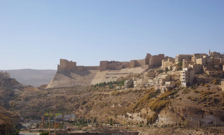 قلعة الكرك.. شاهد على التاريخ وروحانية رمضان في الأردن