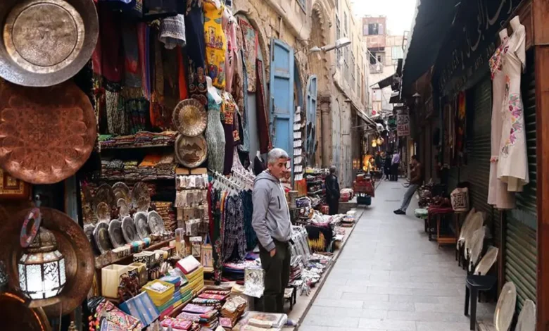 سوق خان الخليلي.. رحلة روحانية في قلب القاهرة التاريخية خلال ليالي رمضان