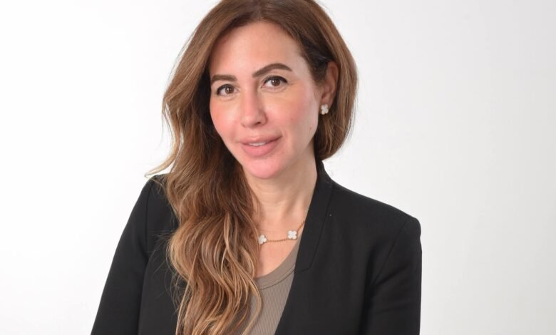 نورا سمير فرج