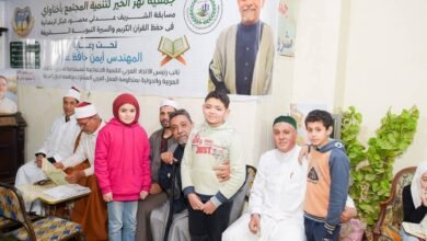 المهندس أيمن حافظ عفره يكرم أطفالًا لحفظهم النسب النبوي الشريف