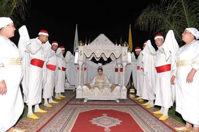 الزفة المغربية.. موسيقى الفرح التي تعلن بداية الحلم