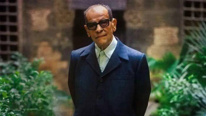 نجيب محفوظ.. عميد الأدب العربي الذي رحل في مارس وخلد الرواية المصرية