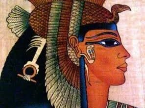 كليوباترا السابعة.. آخر ملوك مصر البطلمية وأيقونة السياسة في العالم القديم