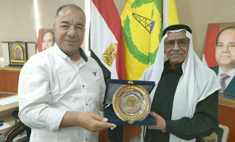 جهامة يشيد بـ «رئيس مدينة العريش».. نموذج للمسؤول الميداني القريب من المواطن