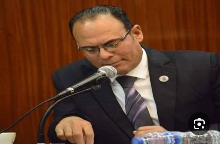 سيمولوجيا الوطن والحرية في ديوان "حمحم براحتك في الفراغ "