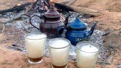 الآتاي الموريتاني.. طقس يومي يحفظ الهوية ويجمع العائلات حول كأس من التراث