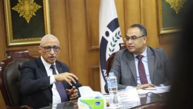 محافظ شمال سيناء يشارك في اجتماع مجلس جامعة العريش ويؤكد دعم التعاون لتحقيق التنمية المستدامة