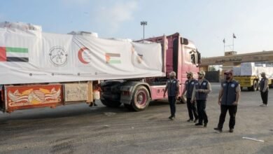 5 قوافل إماراتية تعبر إلى قطاع غزة محملة بـ792 طناً من المساعدات الإنسانية